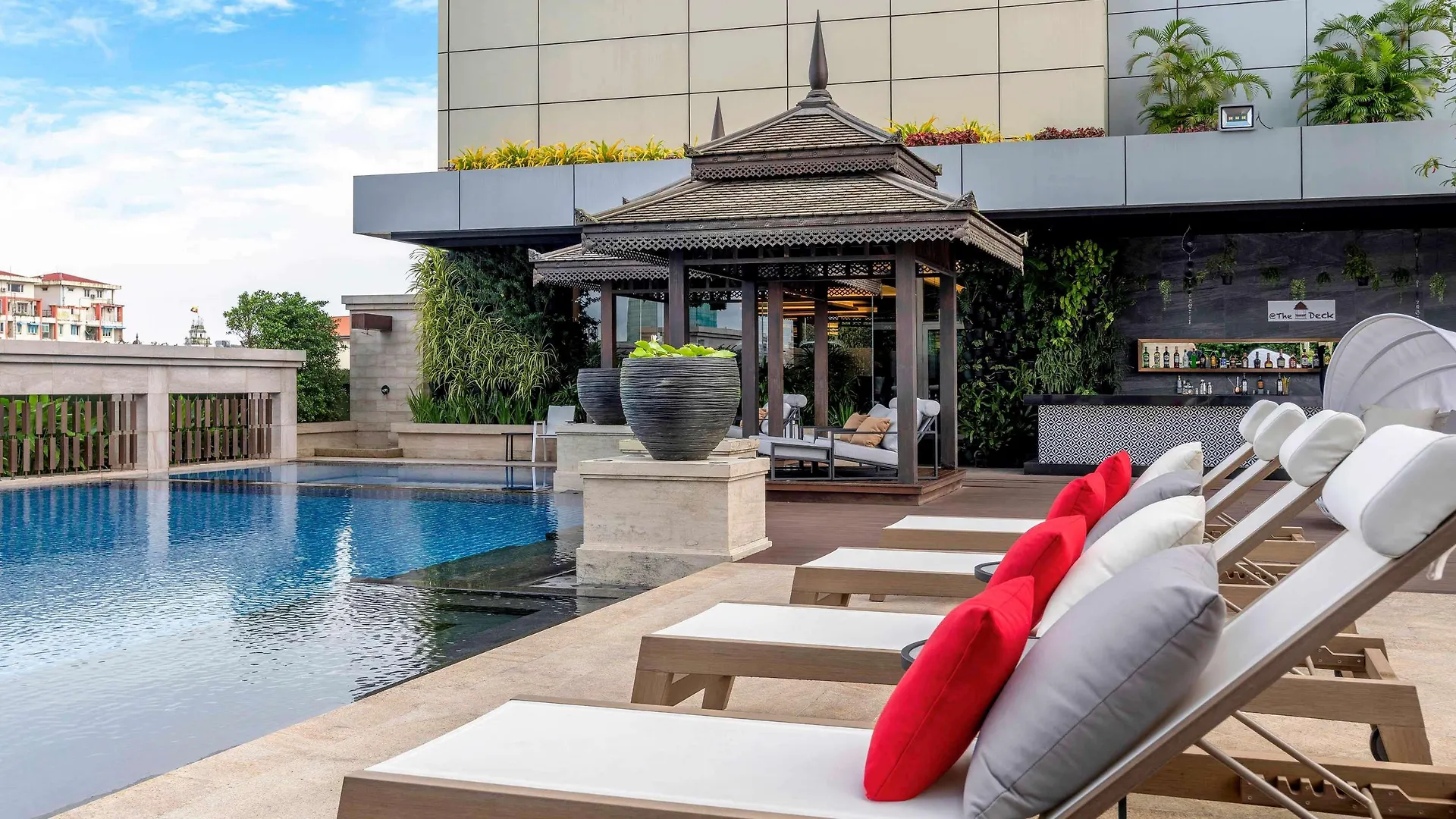 Pullman Yangon Centrepoint Hotel 5*,  Myanmar