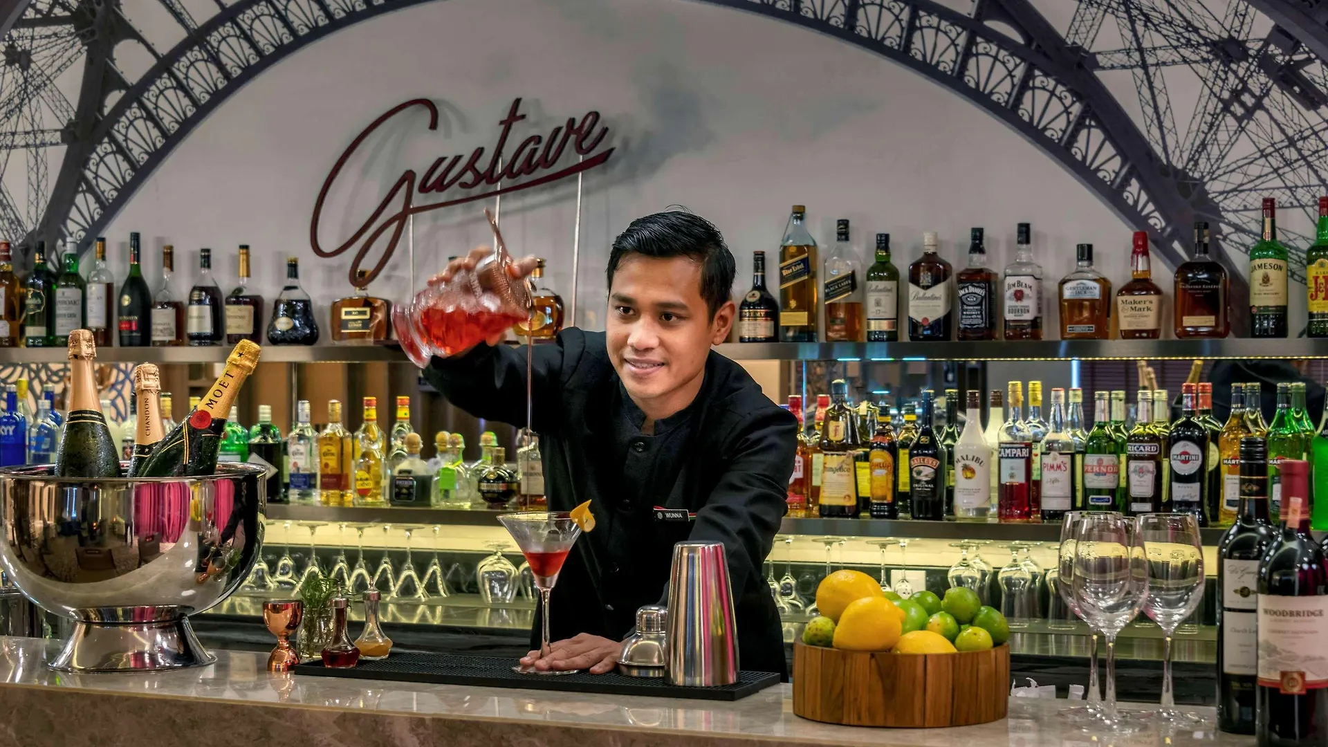 Pullman Yangon Centrepoint Hotel