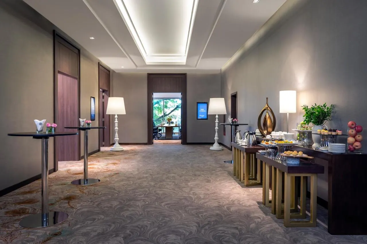 Pullman Yangon Centrepoint Hotel 5*,  Myanmar