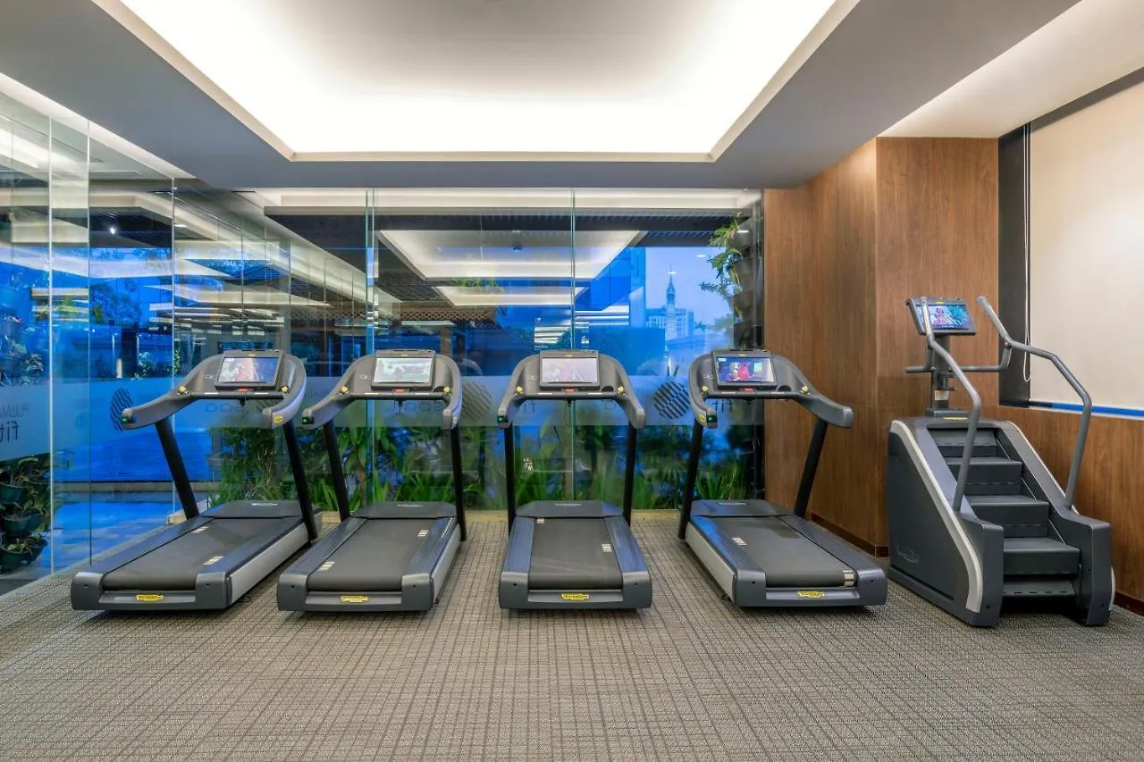 Pullman Yangon Centrepoint Hotel